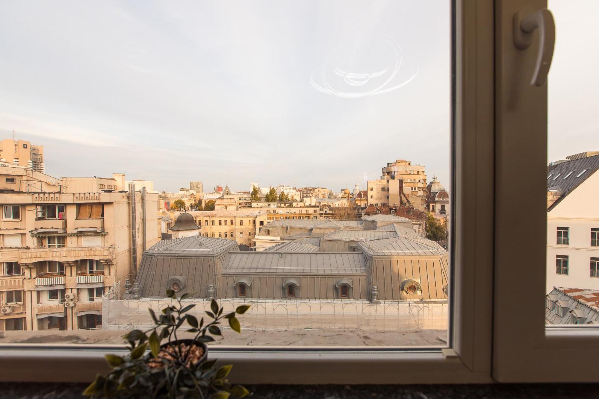 Royalty Apt With City Views On Calea Victoriei Bucharest Exterior photo
