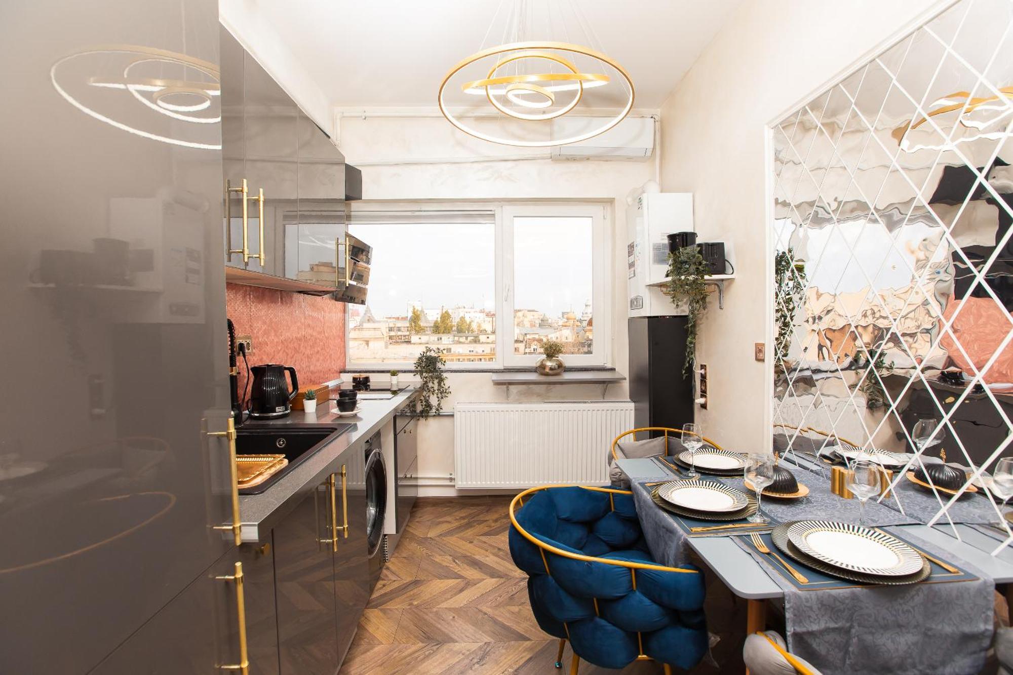 Royalty Apt With City Views On Calea Victoriei Bucharest Exterior photo