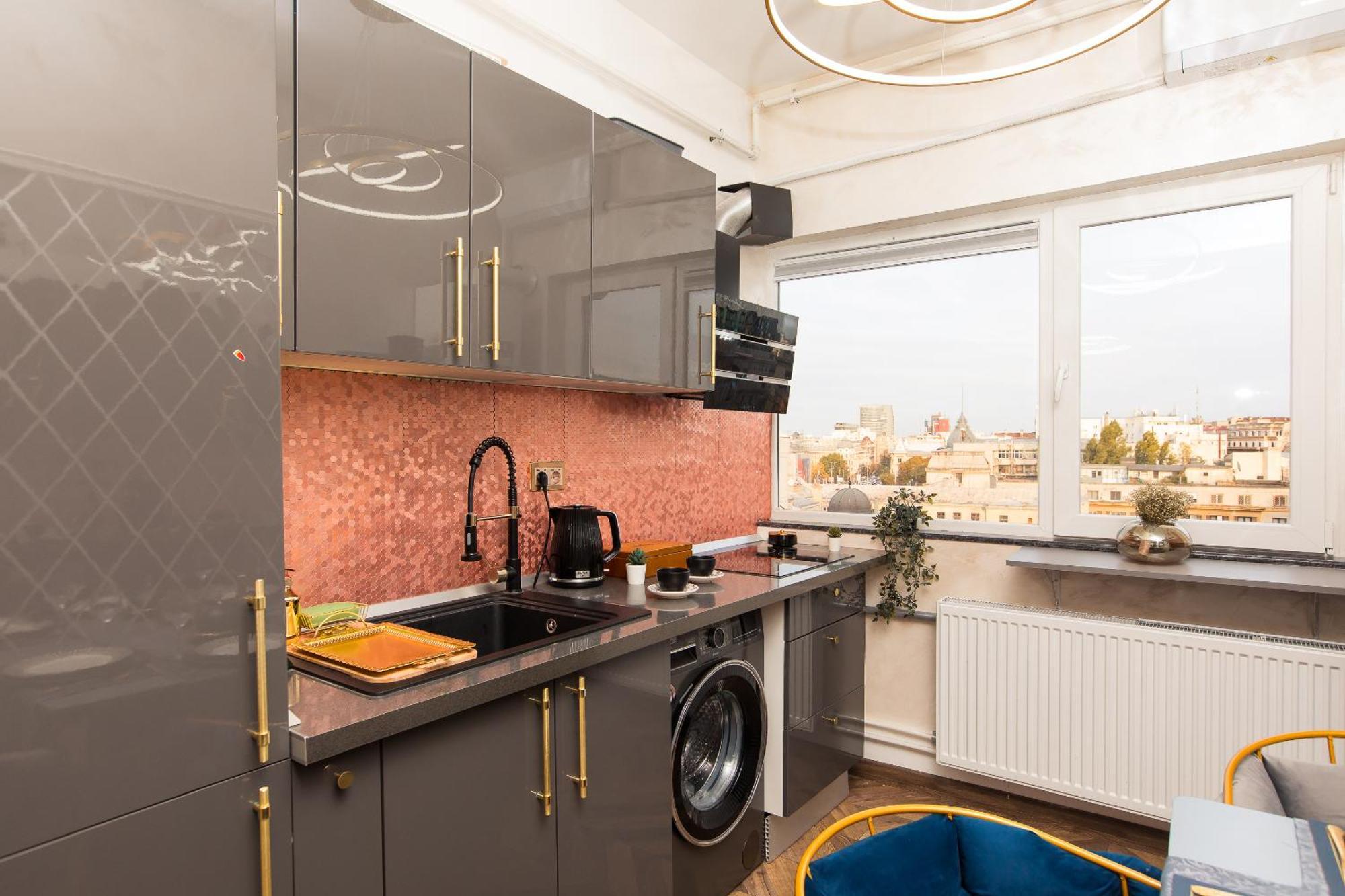 Royalty Apt With City Views On Calea Victoriei Bucharest Exterior photo
